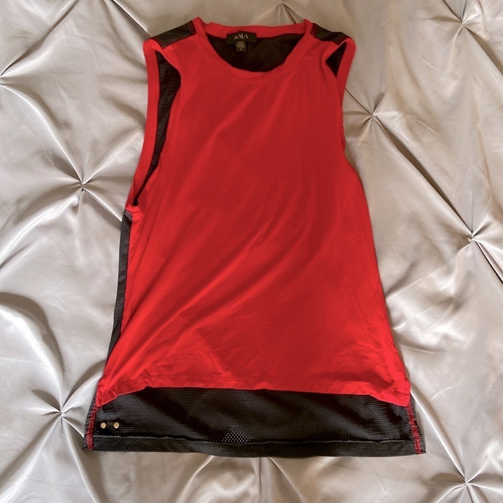 Alala workout tank in red with black mesh back, sz XS